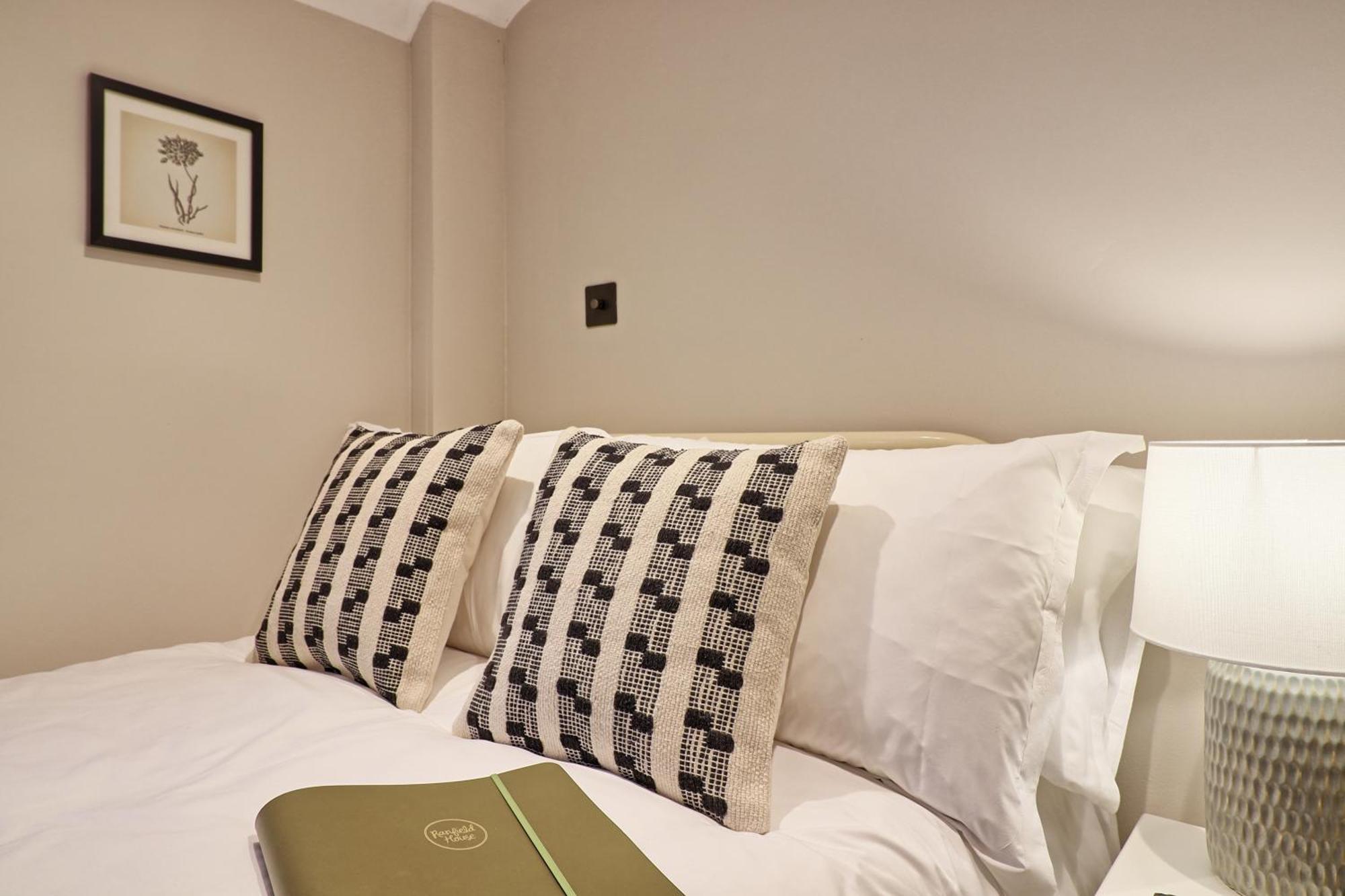Ranfield'S Brasserie Hotel Rooms コッゲスホール エクステリア 写真