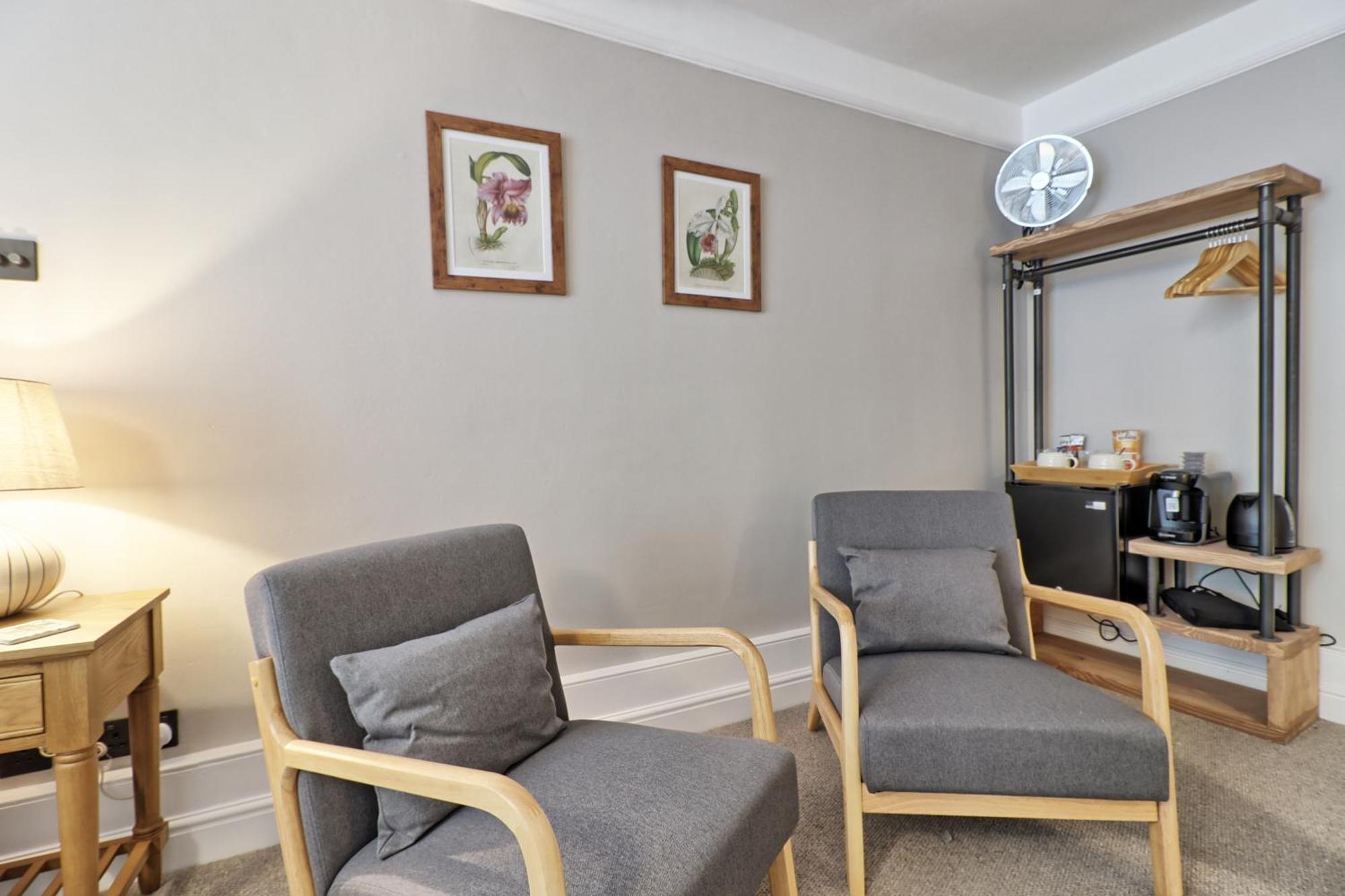 Ranfield'S Brasserie Hotel Rooms コッゲスホール エクステリア 写真