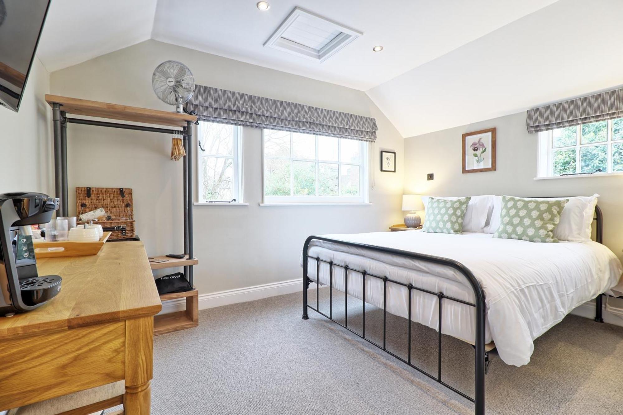 Ranfield'S Brasserie Hotel Rooms コッゲスホール エクステリア 写真